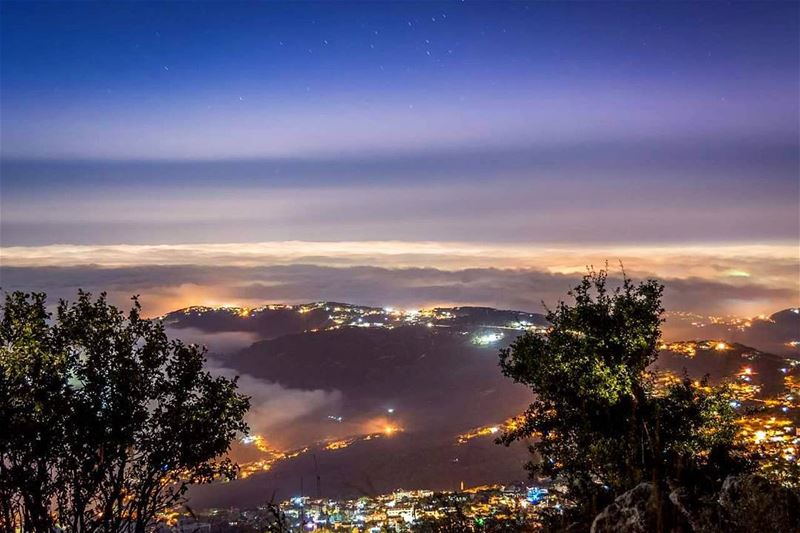 .At the night above the clouds! Good night from Hammana, LB➖➖➖➖➖➖➖➖➖➖➖➖➖➖ (Hammana)