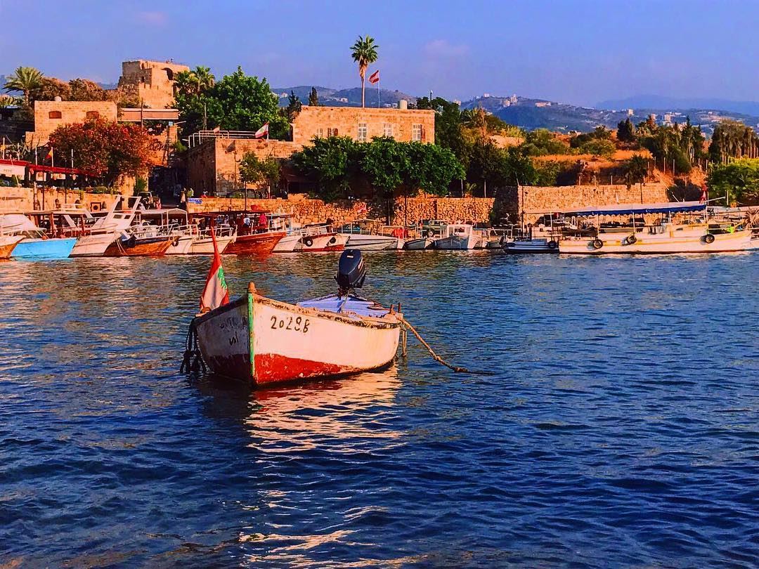 Au Vieux Port  Lebanon 🇱🇧  jbeil  byblos  travel 🏕 wein_maher 🤷🏻‍♂️ (Jbeil-Byblos)