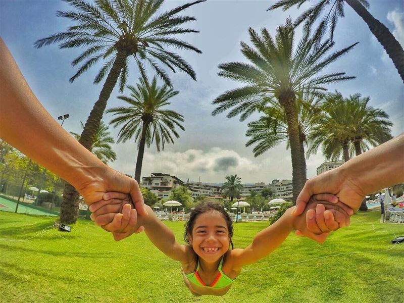 Aunt: like a mom, only cooler 😎........ gopro  selfiepelomundo ... (Portemilio Hotel & Resort)