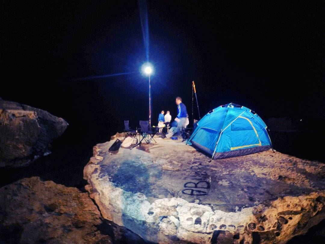  autumn night saturday beach fish fishing cam camping tent rocks cliff... (Kfarabida Batroun)