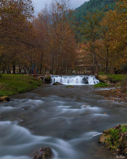 Autumn spirit 🍁🍁.... waterfall lake river paradise watershot... (Akkar)