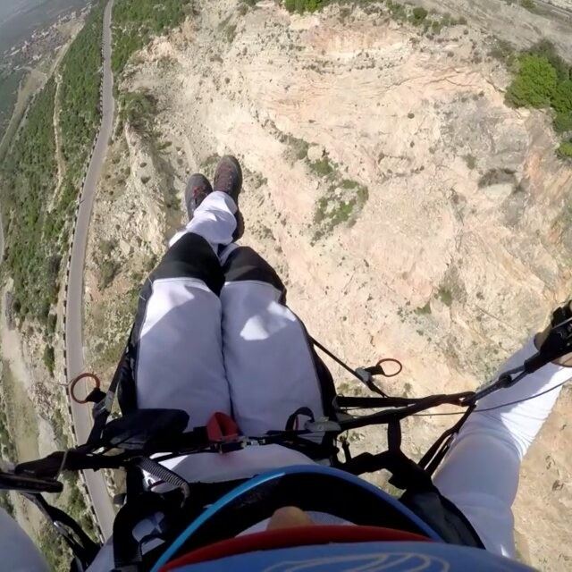 Awesome weather...  livelovebeirut  livelovedubai  paraglidinglife ... (Miziâra, Liban-Nord, Lebanon)