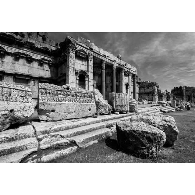 Baalbak Ruins  blackandwhitephotography  blackandwhite  monochrome  cloud ... (Baalbek, Lebanon)