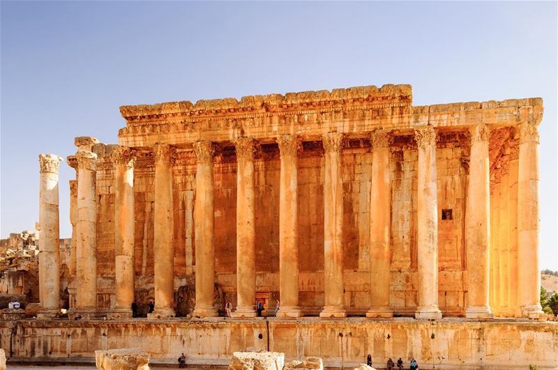 Baalbeck é a nova capa da nossa página no Facebook. E aí, já curtiu?... (Baalbeck, Béqaa, Lebanon)