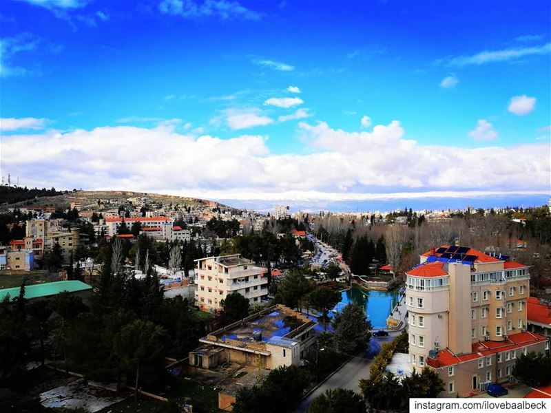  Baalbeck  IloveBaalbeck  Lebanon  livelovebaalbeck  livelovelebanon  snow... (Baalbek, Lebanon)