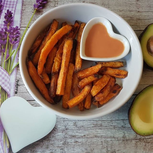 🍟Baked Sweet Potato Fries😋🍟..............🍟🍟🍟🍟🍟🍟🍟🍟 (Germany)