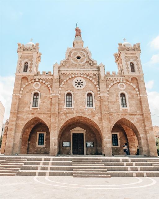 Batroun , a treasure trove of Phoenician, Roman and Byzantine history⛪️--- (Batroûn)