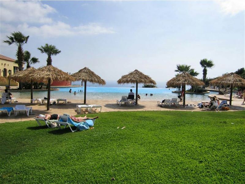  batroun  batroun_village_club  resort  swimming  pool  restaurant ... (Batroun Village Club)