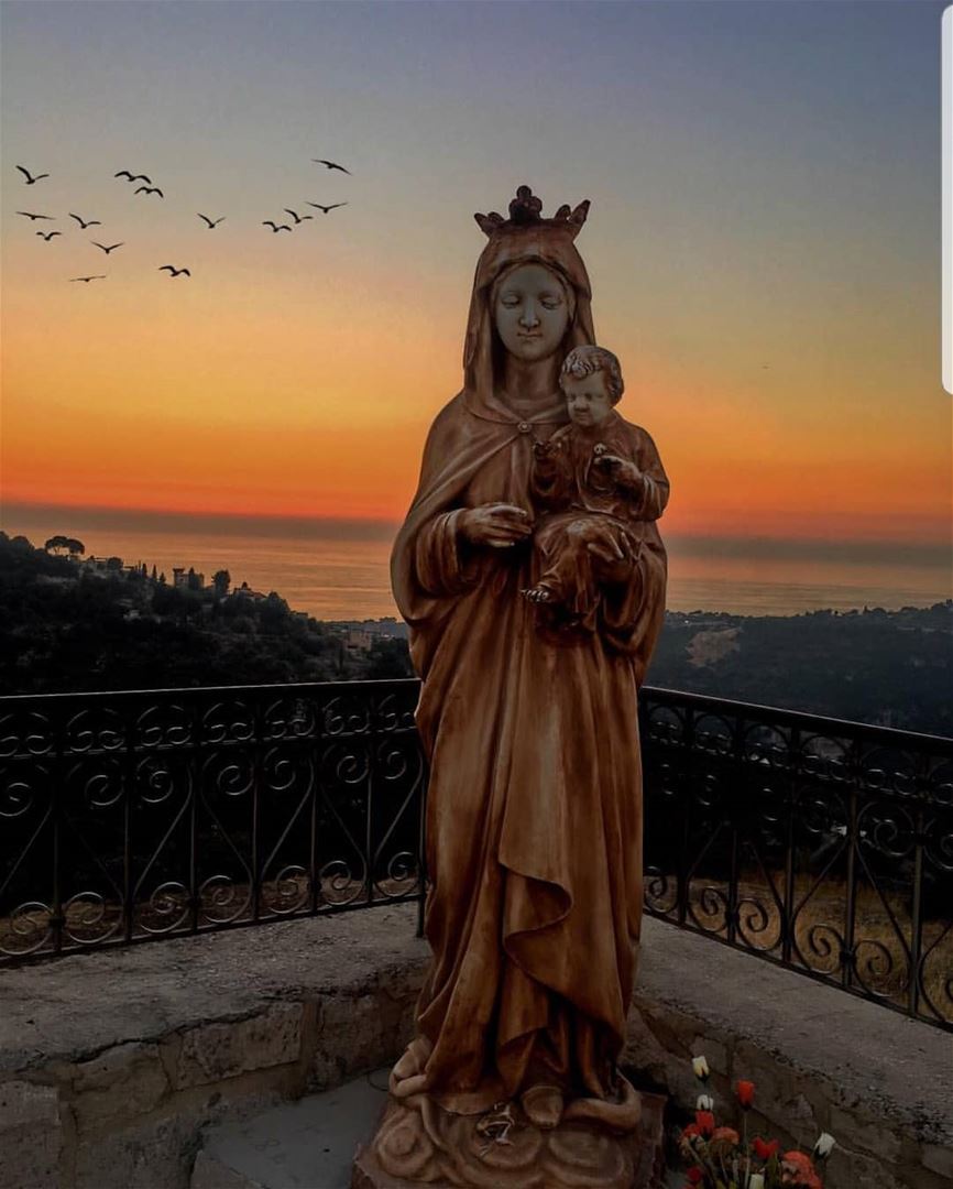  batroun  jrabta  virgin  Mary  holy  month  sunset  bebatrouni  lebanon ... (Jrabta, Liban-Nord, Lebanon)