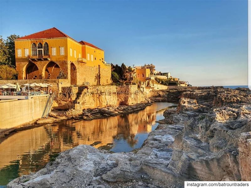  batroun  old  house  phoenician  wall  city_by_the_sea  phoenician  wall ... (Batroûn)