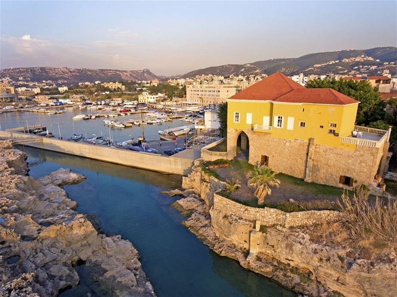  batroun  oldhouse  oldcity  heritagebuilding  batrounbeach  batrouncoast ... (Mina-batroun)