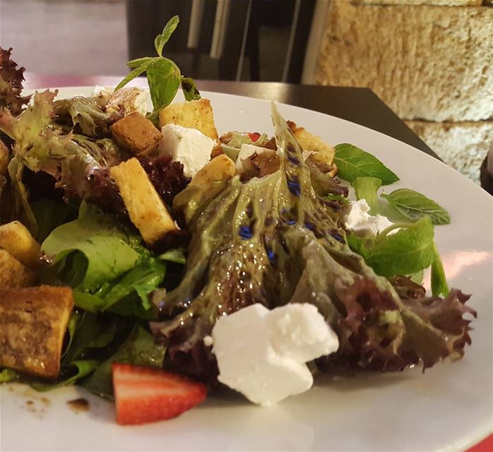  batroun  restaurants  merchak  cafe  foodlover  foodinlebanon  foodies ... (Merchak Cafe- Batroun)
