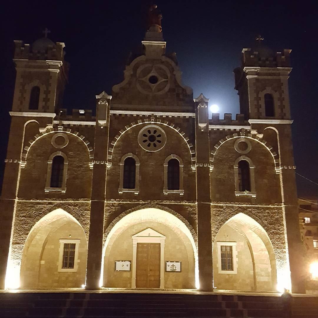 batroun  saint  estephan  church  cathedral  oldchurch  heritage  moon ... (Eglise St. Estephan Batroun)