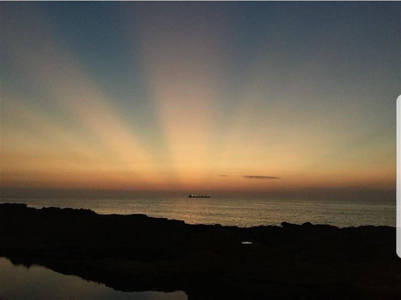 batroun  sunset  sea  phoenician  wall mediterraneansea  batrounbeach ... (Phoenicien Wall)