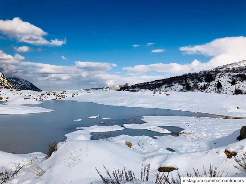  batroun  tannourine  chatine  village  snow  wintertime  winterishere ... (Châtîne, Liban-Nord, Lebanon)