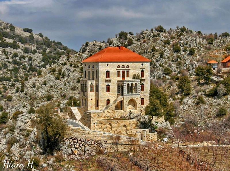  batroun  tannourine  shatine  village  mountains  bebatrouni  lebanon ... (Tannourine Chatine)