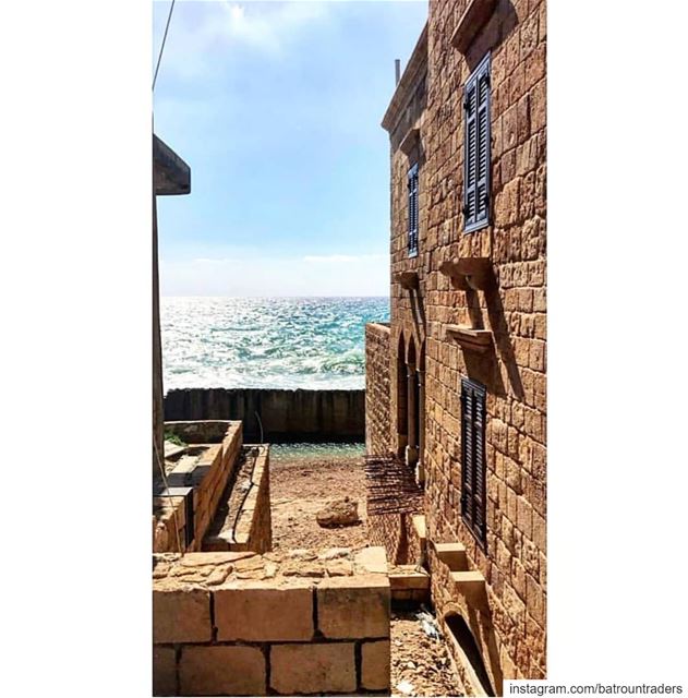  batroun  البترون_سفرة  old  city  oldcity  heritage  legacy  batrounbeach... (Batroûn)