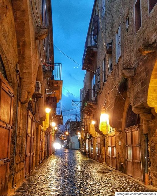  batroun  البترون_سفرة  old  souk  oldsouk  oldcity  mediterranean  city ... (Batroûn)