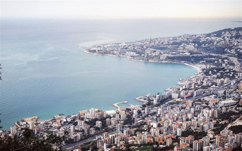  bay of  jounieh  sea 🌊 jouniehbay  horizon  livelovejounieh ... (Harîssa, Mont-Liban, Lebanon)