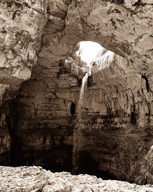 Be fluid, be like water. Flow around the obstacles... ... (Tannourine - Balou' Balaa)