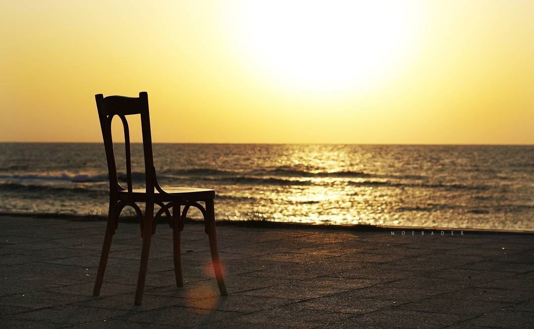 ••Be Here Now!!⛱   happyweekend  happysunday  sun  sunset  beachview ... (Tyre, Lebanon)