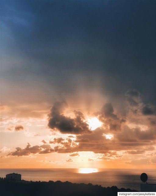 Be the light💛 (El Mounsef, Mont-Liban, Lebanon)