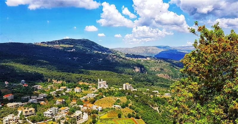 Beautiful  jezzine 🇱🇧 livelovejezzine 🏞 landscapes southlebanon..... (Jezzîne, Al Janub, Lebanon)