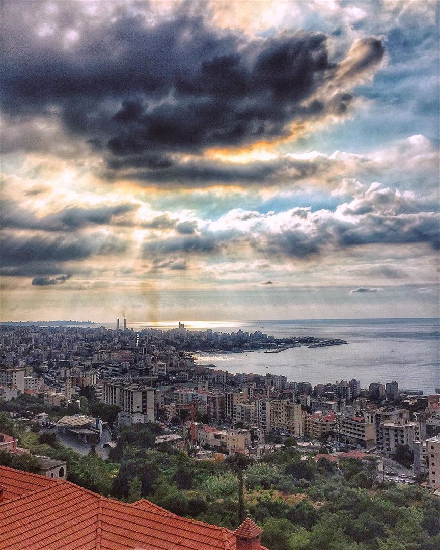 Beautiful Lebanon ❤️🇱🇧❤️  livelovelebanon  livelovejounieh ... (Joünié)