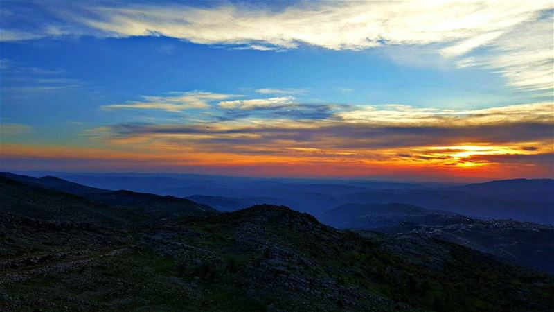  beautiful  scenery  instanaturelover  instanature  wilderness  mountains ... (Mount Hermon)
