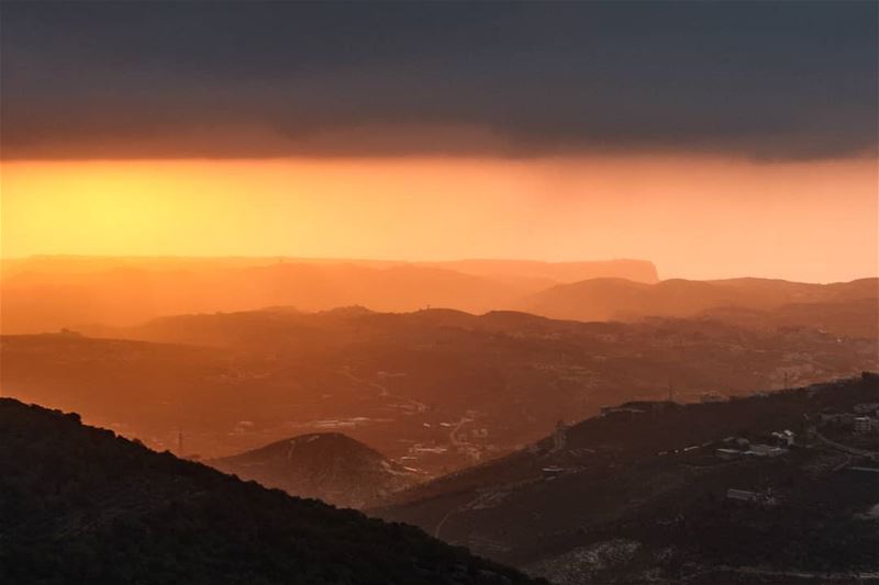Beautiful stormy sunset and mountains, captured a few moments ago near... (Tourza, Liban-Nord, Lebanon)