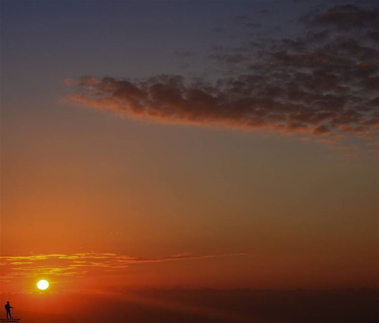 Beautiful sunsets needcloudy Skies sky  sunset🌅  paradise  chouf...