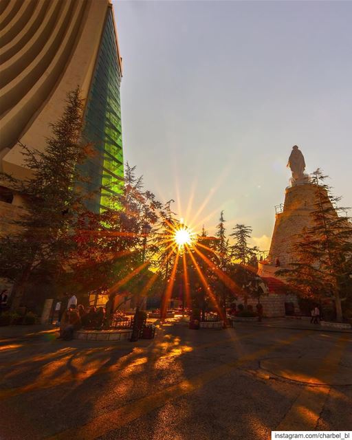  🇱🇧 Beauty is not in the face; beauty is a light in the heart. - Khalil... (Our Lady of Lebanon)