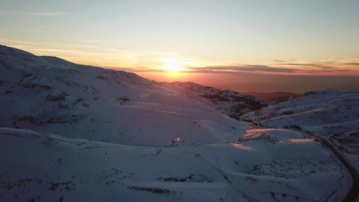 Because I love  Lebanon ❤... Kfardebian  ski  skiingresort  snow ... (Kfardebian)