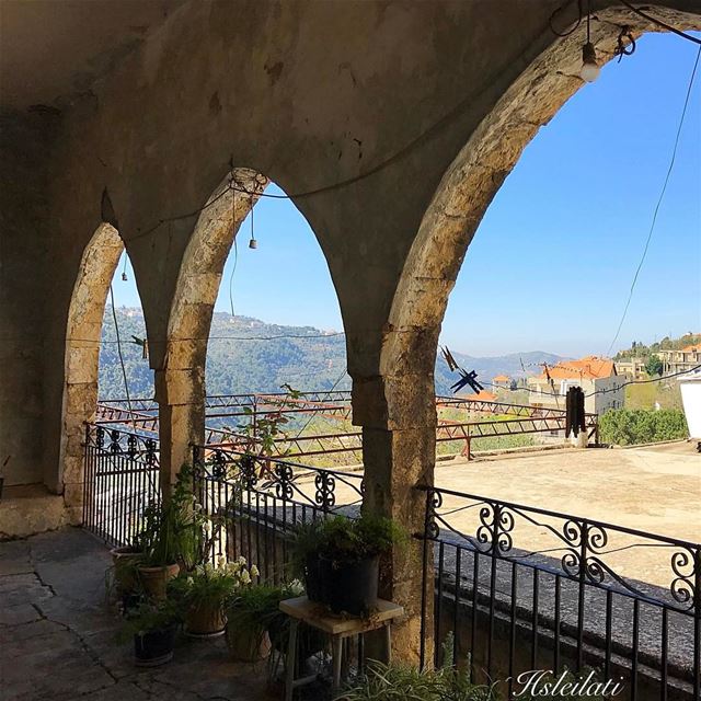 Because When you stop and look around,this life is pretty amazing 💞... (Deïr El Qamar, Mont-Liban, Lebanon)