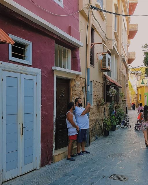 Behind every great instagram picture ☝️ ... (Tyre, Lebanon)