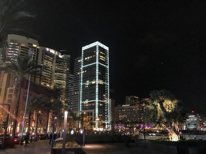 Beirut at Night 🇱🇧  beirut  beyrouth  citylife  city  urban  towers ... (الزيتونة)