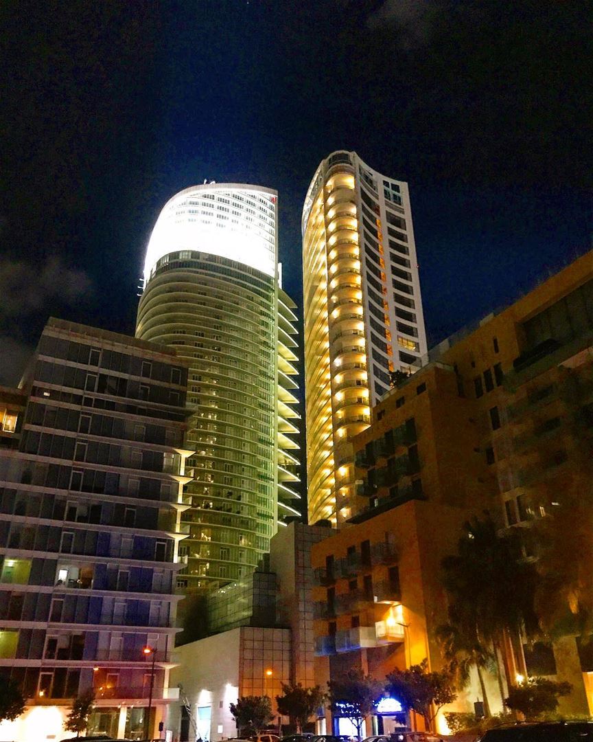 Beirut at night 💫💫💫 (Minet el Hosn)