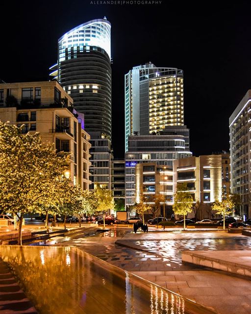 Beirut by night | Beautiful shining lights and modern architecture ... (Beirut, Lebanon)