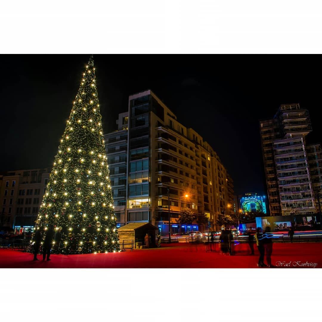  beirut  downtown  cit  citylights  christmas  tree  cars  lights  night ... (Downtown Beirut)