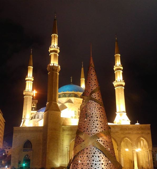 💫  Beirut is where I was born and raised ⭐24 days for Christmas ⭐... (Beirut, Lebanon)