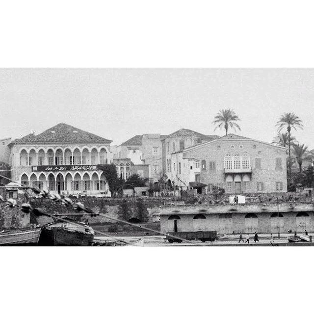 Beirut Near The Port in 1947 .