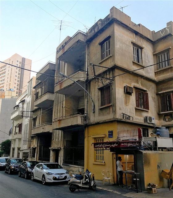 Beirut oldies 🇱🇧  photooftheday  iphonephotography  picoftheday  travel ... (Beirut, Lebanon)