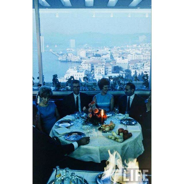 Beirut Phoenicia Hotel - 1966 .