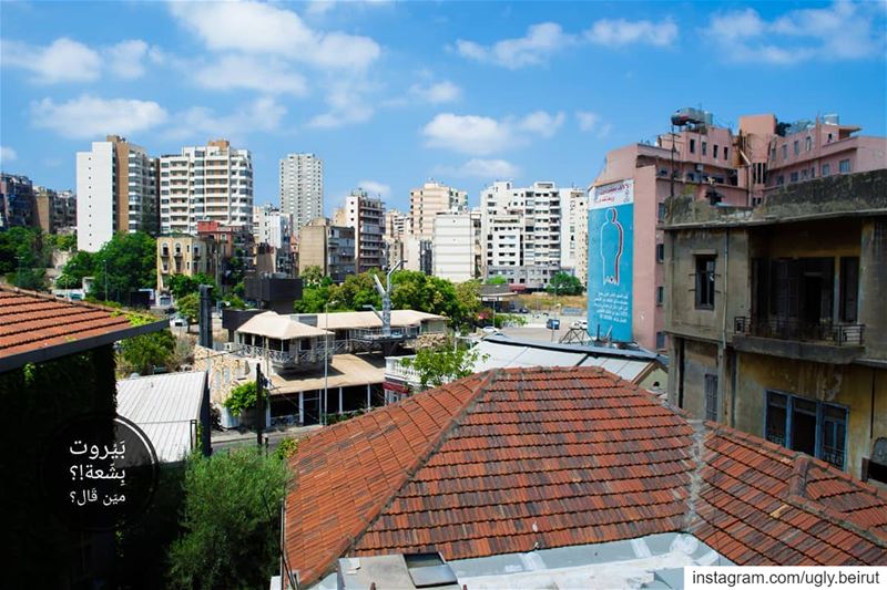 🇱🇧 Beirut rooftops..............  بيروت_مش_بشعة  uglybeirut... (Beirut, Lebanon)