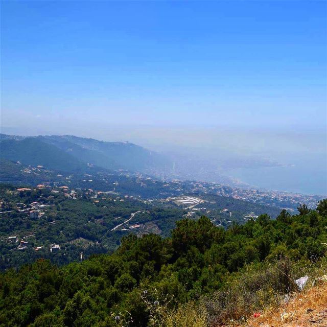  Beirut to  Zouk to  Jounieh 🦋 Keserwan_______🇱🇧______ Lebanon  come... (El Ghîné, Mont-Liban, Lebanon)