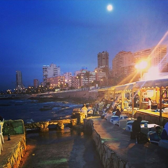 BEIRUT 😍 View from Manara PalaceCafe Rawche (Manara Palace Cafe / Rawsha)