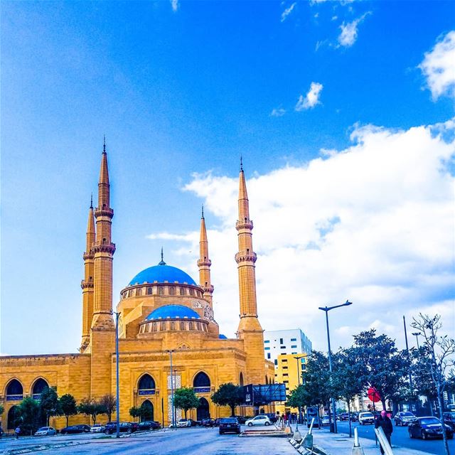 Beirut you're as fine as sunshine ☀️  goodmorninglebanon  beirut ... (Beirut, Lebanon)