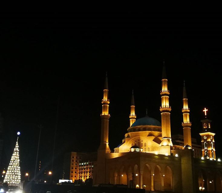 🕌Beirut⛪♥️ ☪️☮️✝️ beirut  christmas  christmasvibes  christmastree ... (Downtown Beirut)