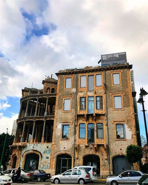[BEIT BEIRUT] memories of war!  beirut  sky  clouds  picoftheday ... (Beit Beirut)
