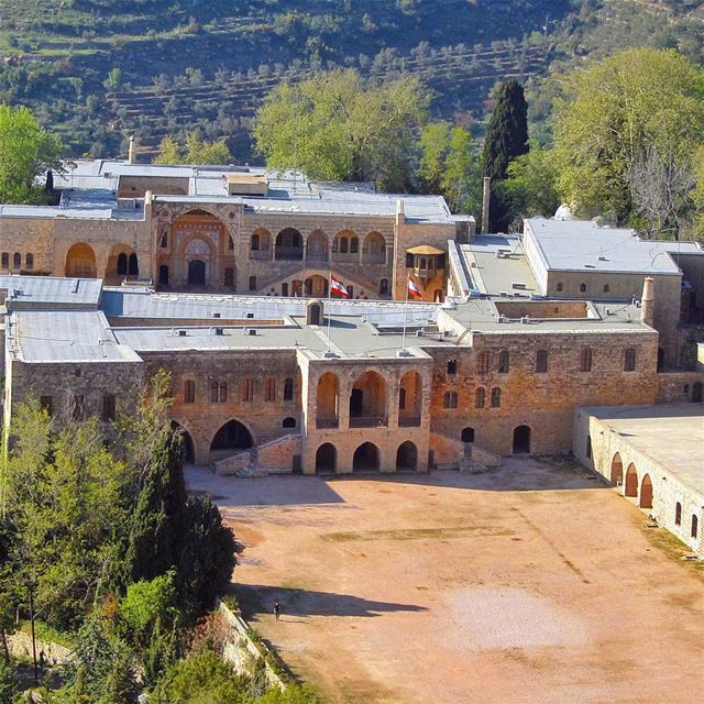 Beiteddin from above 🐝 lebanon  nature  naturelovers  natureporn ... (Beiteddine Palace)